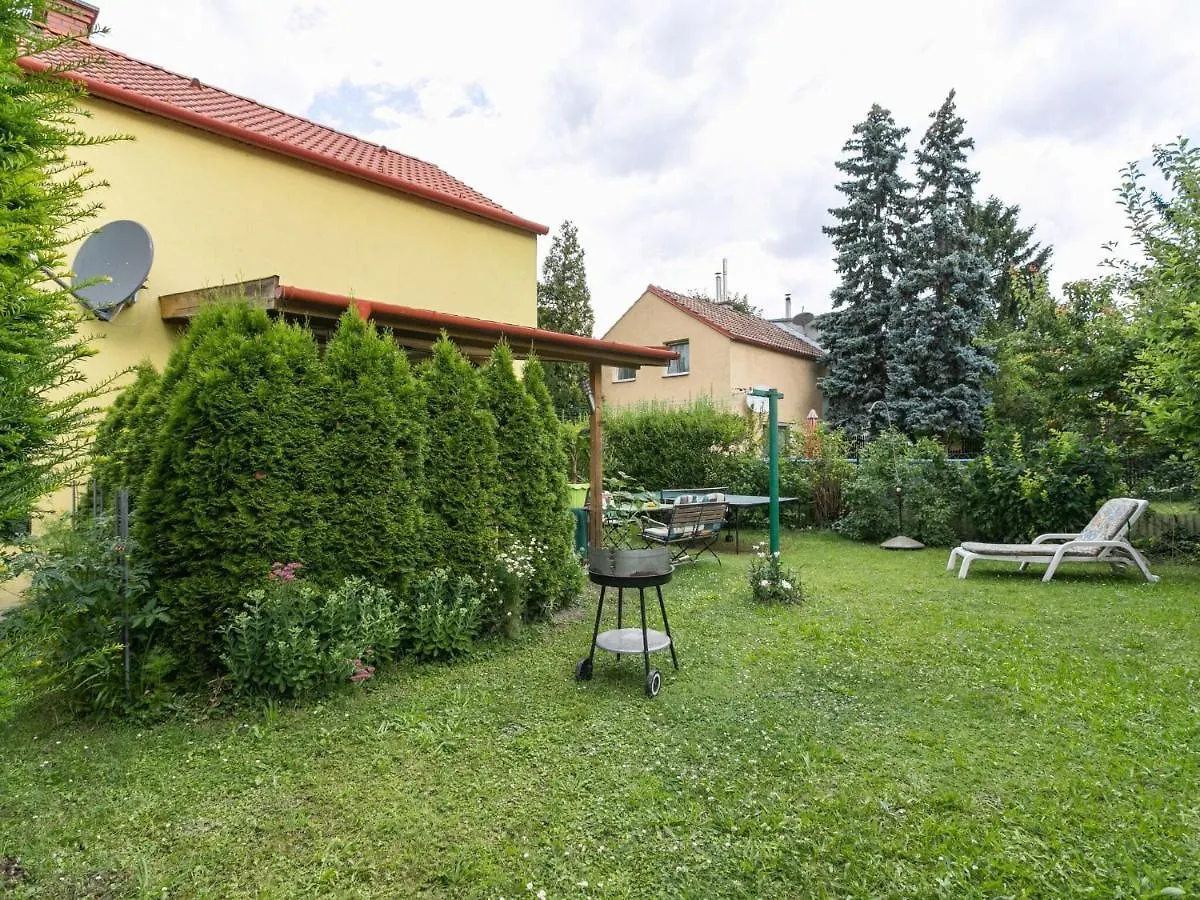 Lively Holiday Home In Wien With Private Garden 0*,  Østrig